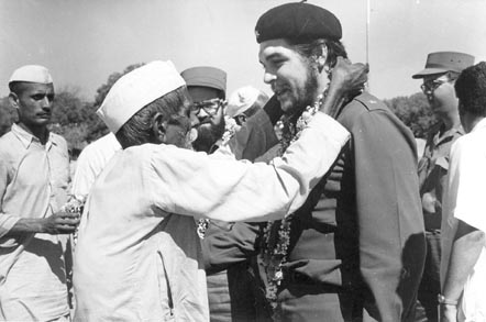 Che Guevara ਕੌਮਾਂਤਰੀ ਪੱਧਰ ਦੇ ਇਨਕਲਾਬੀ ਚੀ ਗੁਵੇਰਾ ਨੂੰ ਜਨਮ ਦਿਨ ਮੌਕੇ ਯਾਦ ਕਰਦਿਆਂ