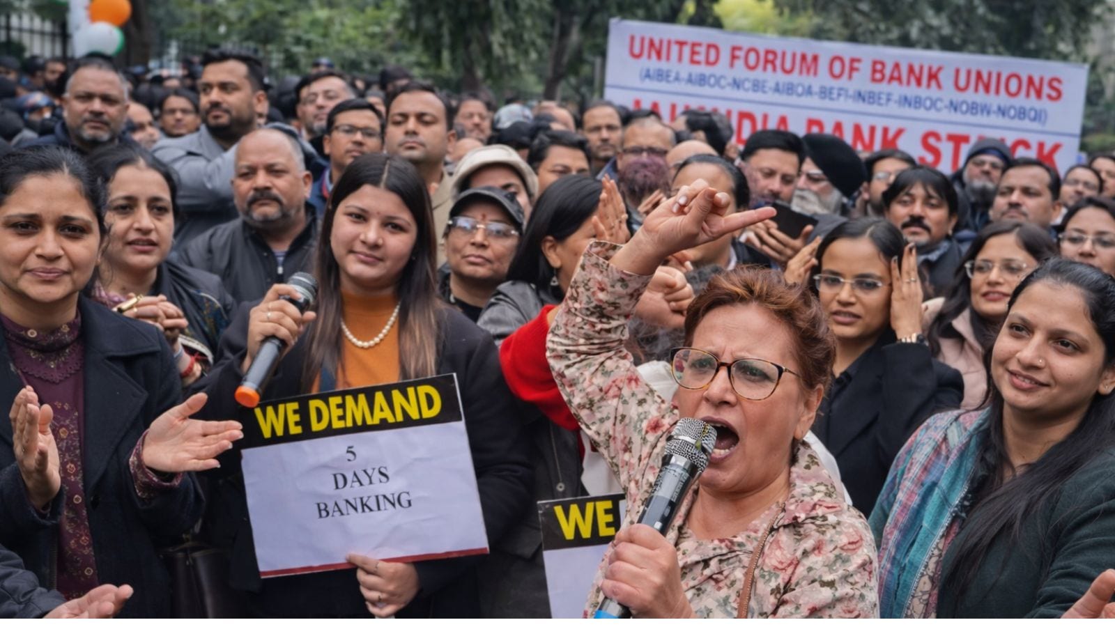 All-India bank strike: Demanding 5-day work week, employees stage massive rally in Jalandhar