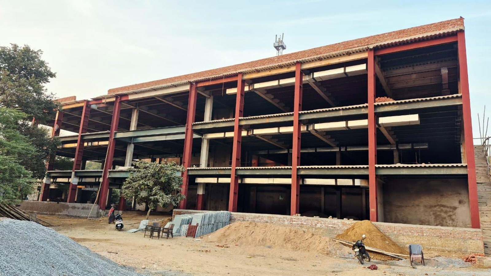 Beyond &lsquo;churiyon ka shehar&rsquo;: Firozabad looks at new identity with a Glass Museum. What awaits inside?