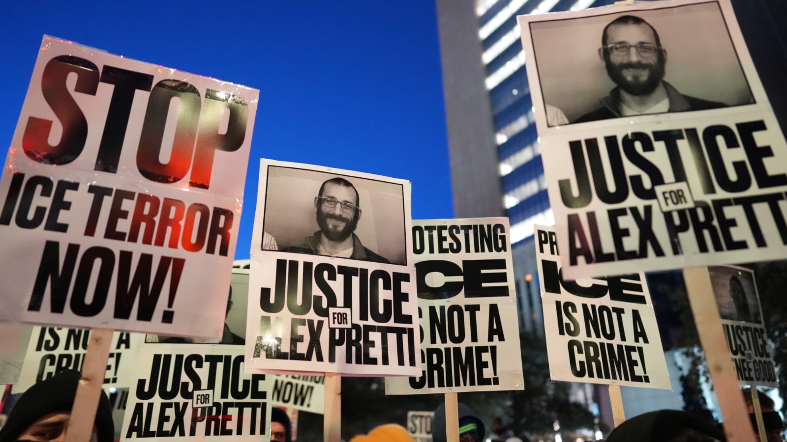 Border Patrol agents who shot Alex Pretti in Minneapolis placed on administrative leave