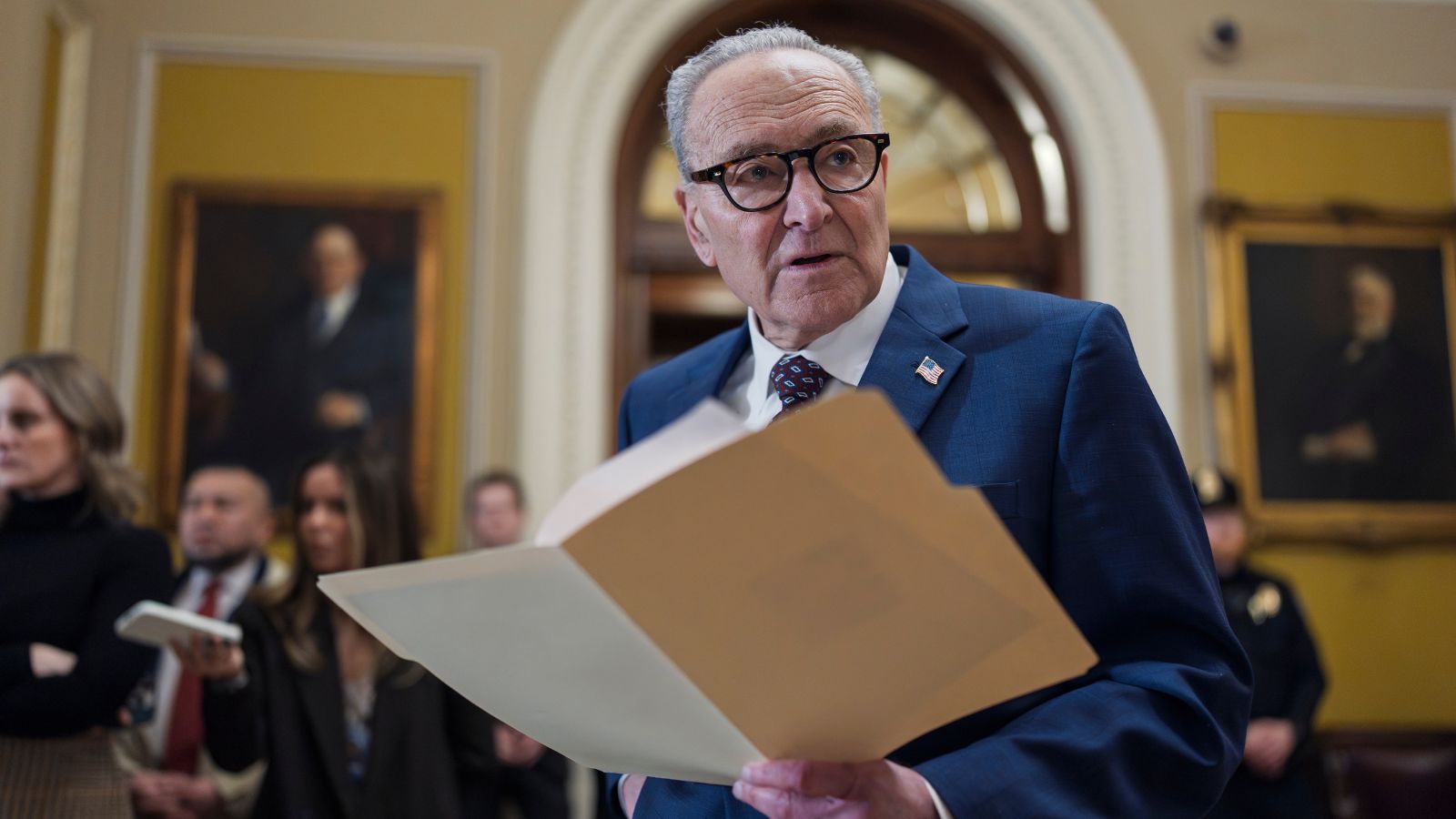 Democrats reach deal with White House, Senate Republicans to avert government shutdown