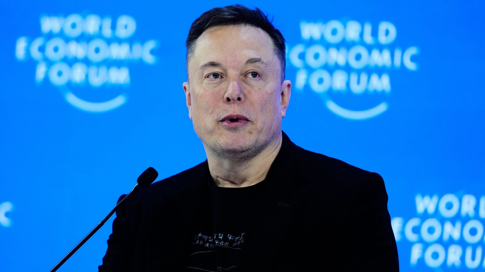 Elon Musk’s SpaceX said to consider merger with Tesla or xAI, reports