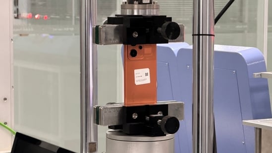 Realme P4 Power 5G undergoing the torsion test. (Shaurya Sharma - HT)