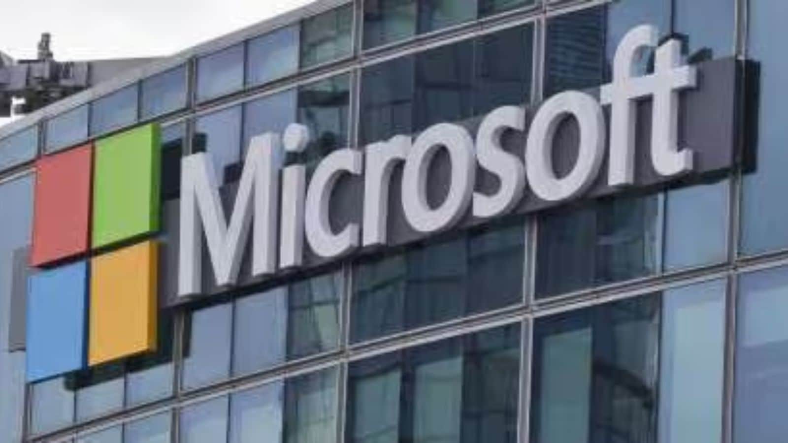 Microsoft rolls out next generation of its AI chips, takes aim at Nvidia’s software