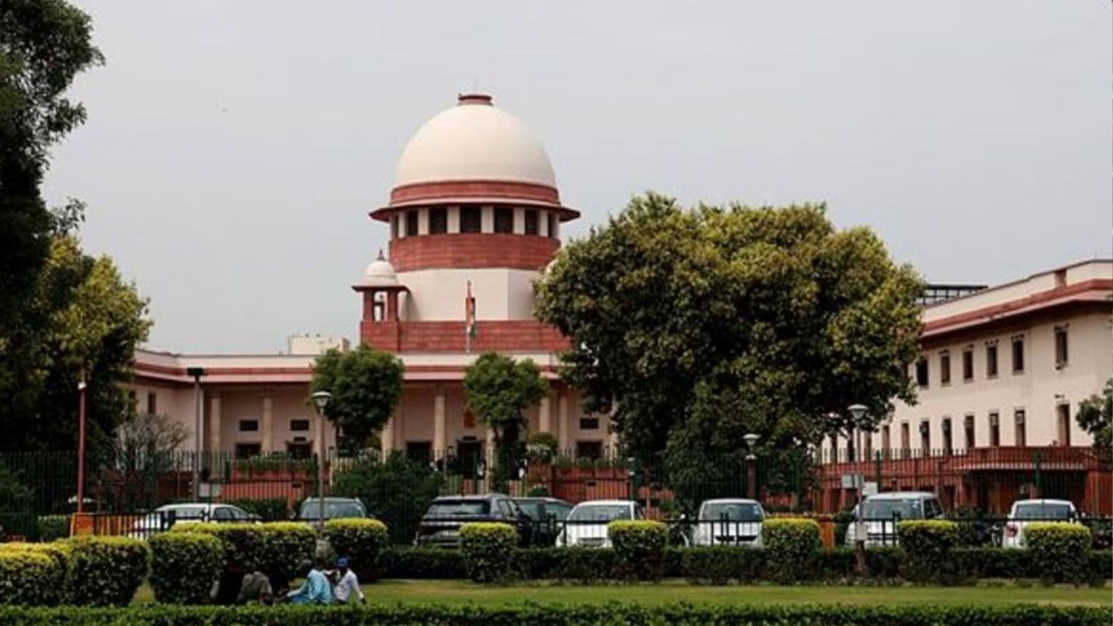 Probe into ‘collusion’ between builders, banks complete in 3 of 28 cases, CBI tells SC; trial court told to take cognizance of chargesheets in 2 weeks