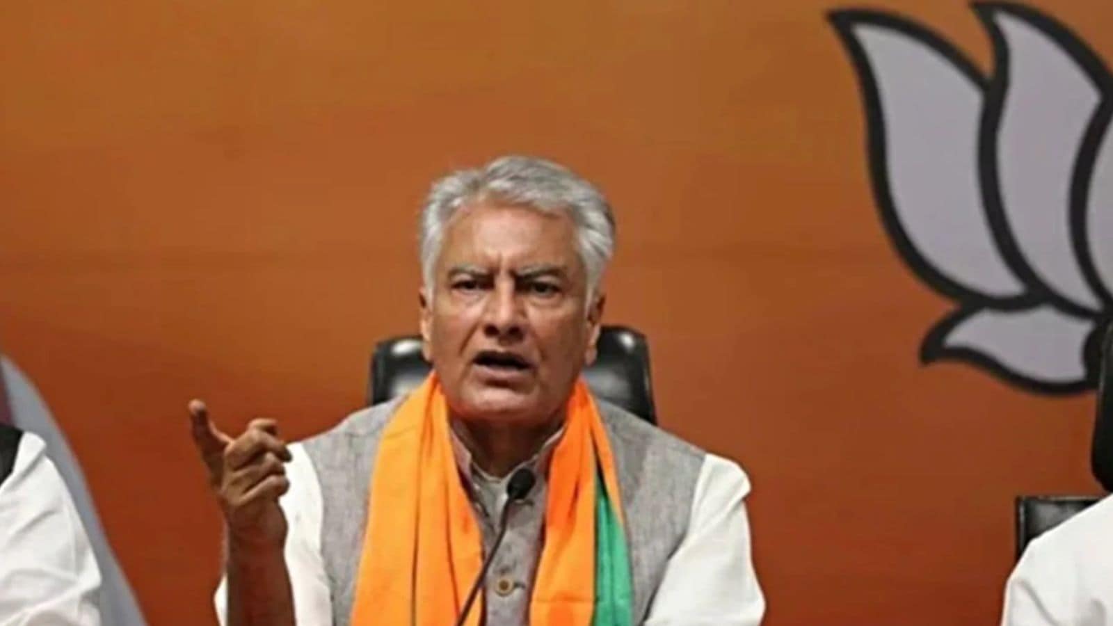 Punjab BJP Chief Jakhar warns CM Mann against &lsquo;petty politics&rsquo; over Adampur airport naming