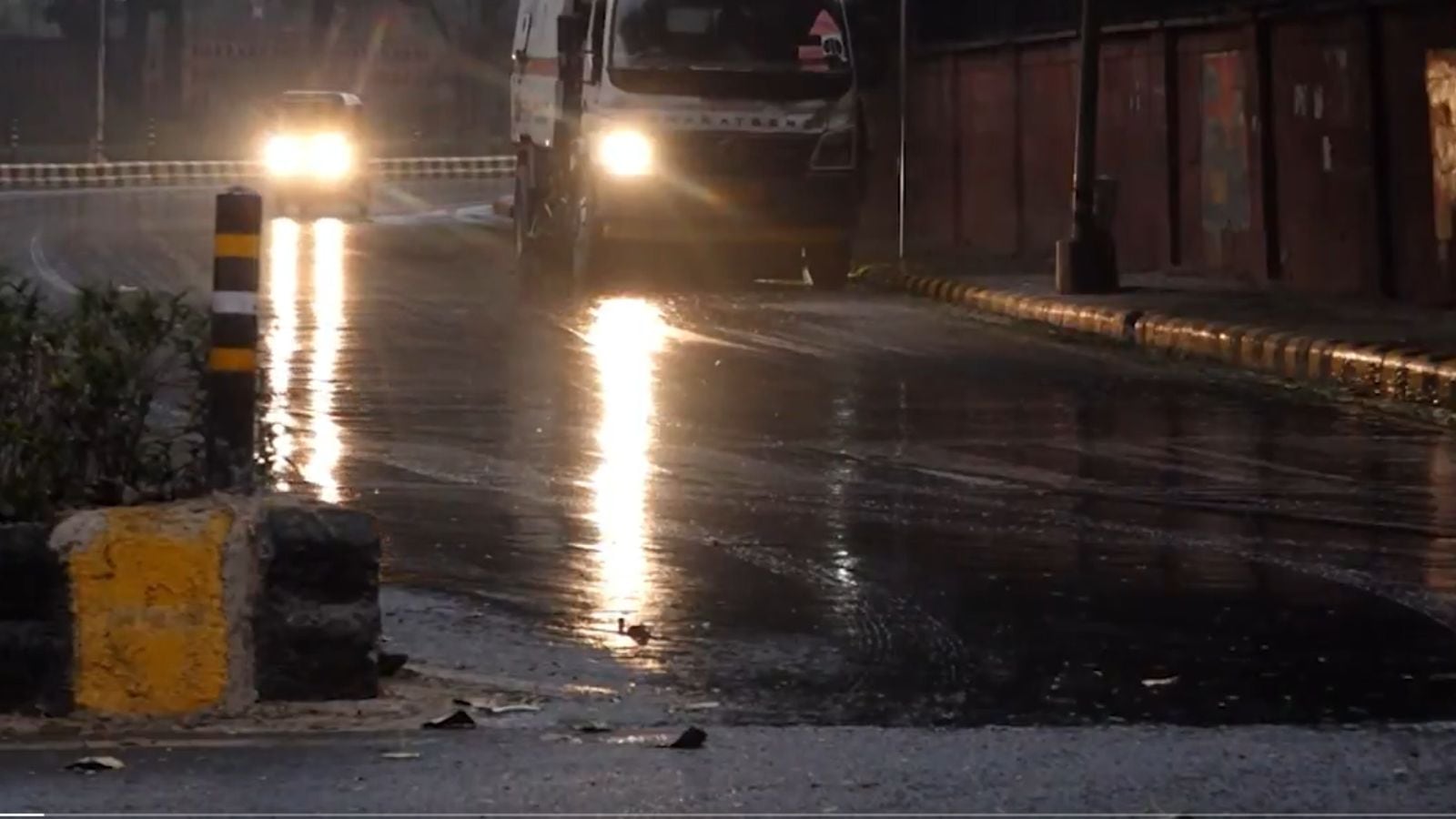 Rain brings cooler weather to Delhi; IMD predicts more showers