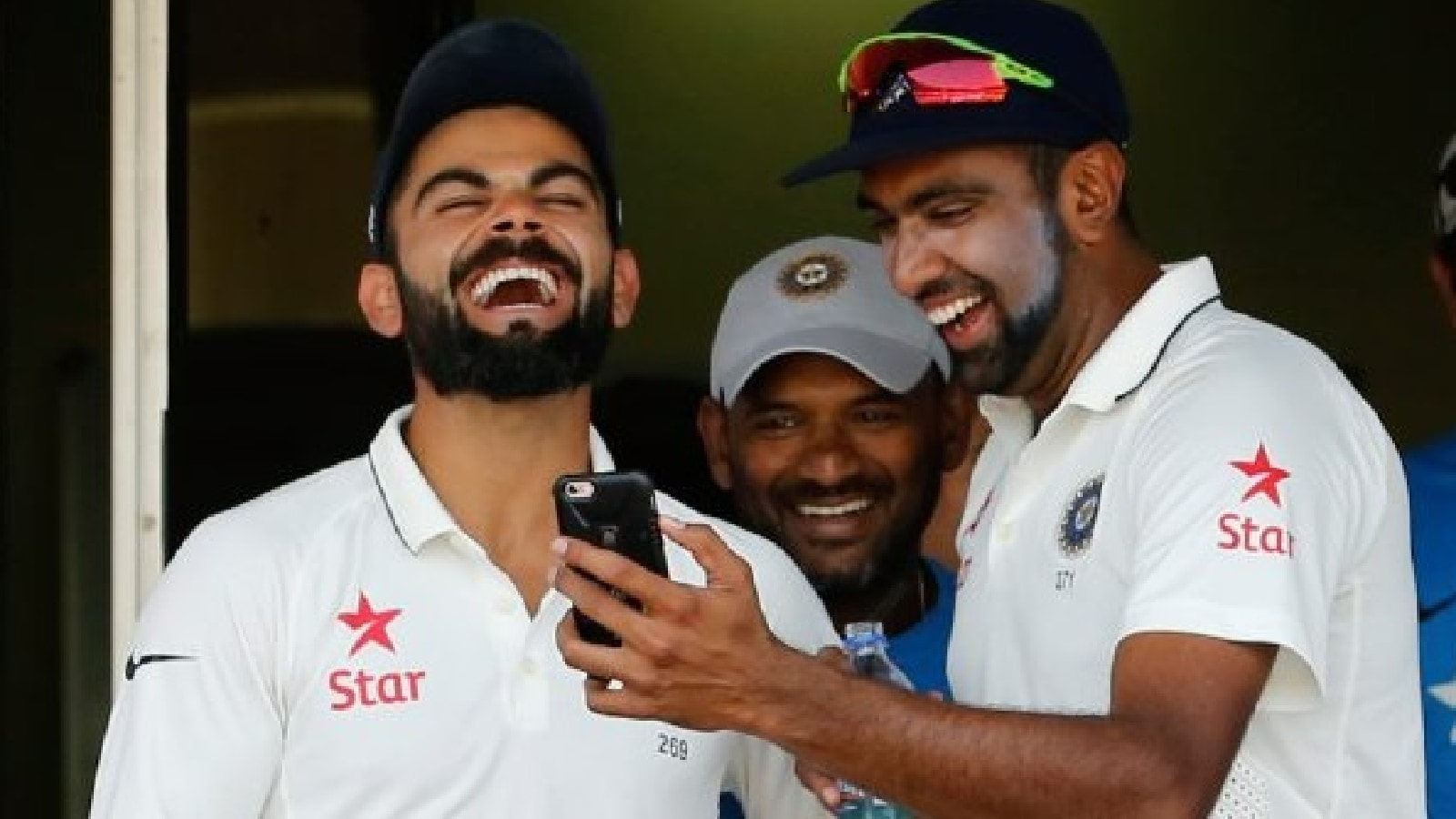 Ravichandran Ashwin reacts to fan war claims after chat with Virat Kohli: ‘We both had a good laugh’