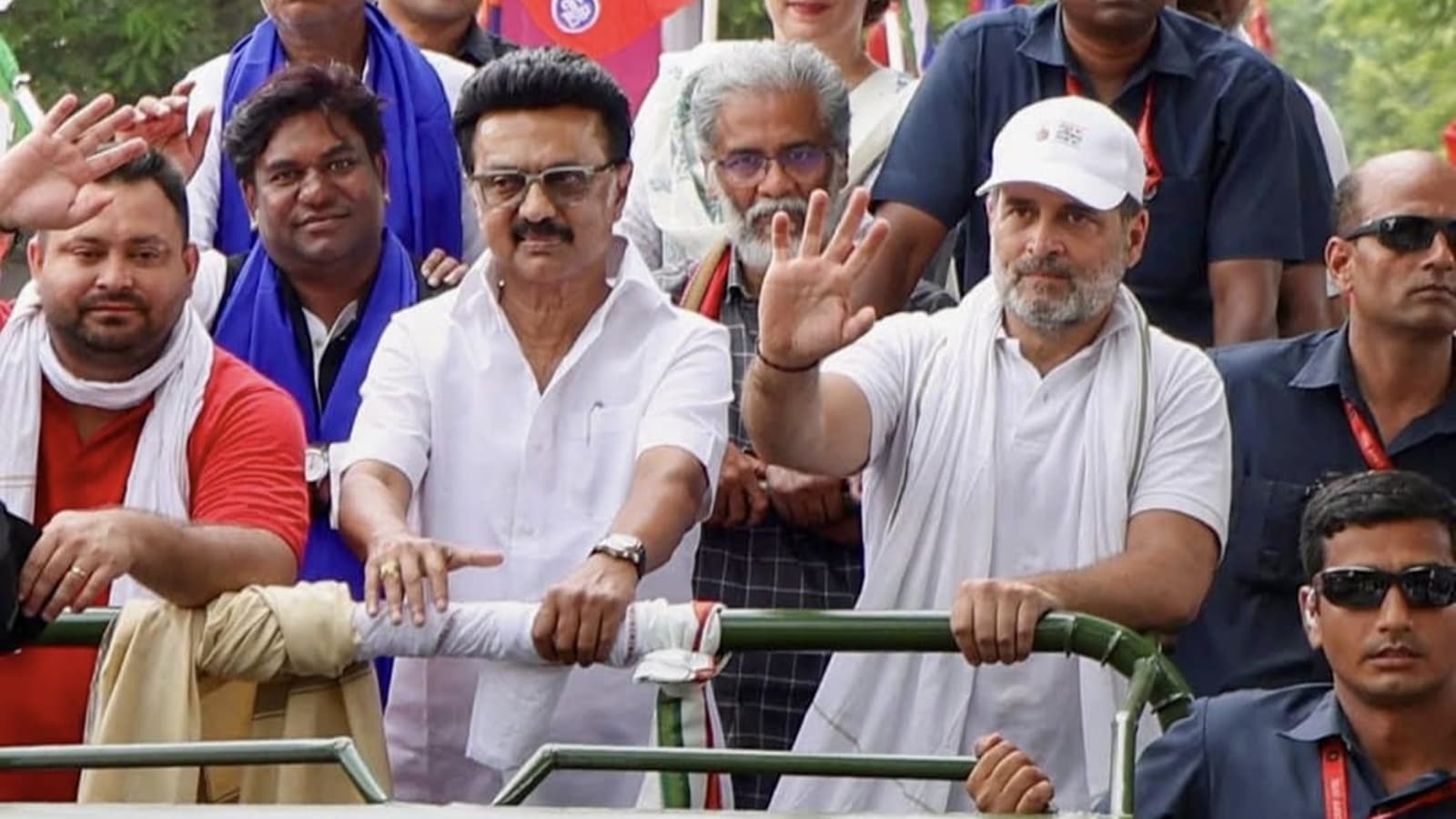 Why Congress can&rsquo;t afford to leave DMK in Tamil Nadu