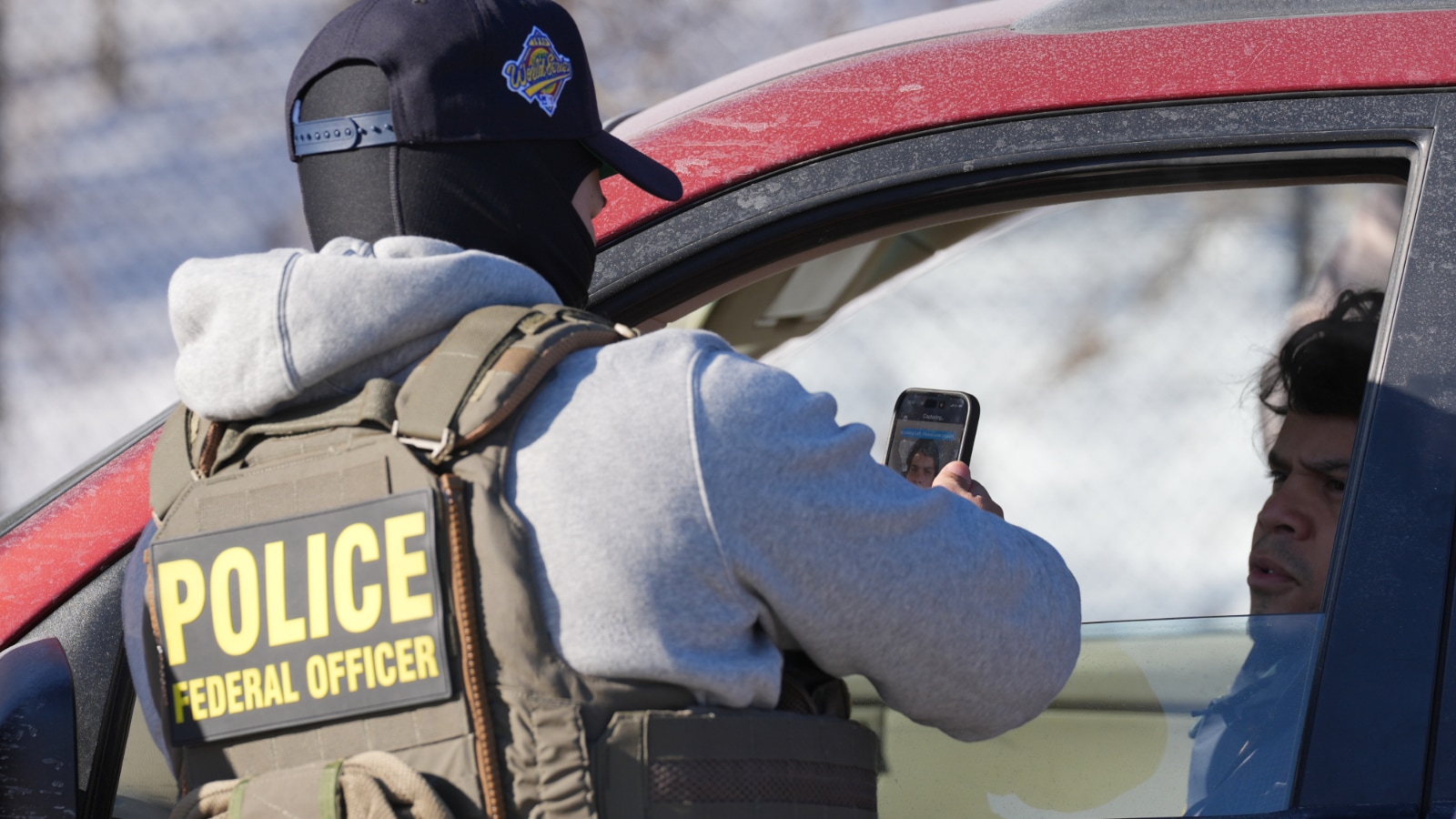 &lsquo;Job of police is to keep people safe&rsquo;: Minneapolis Mayor responds to Donald Trump&rsquo;s &lsquo;playing with fire&rsquo; warning