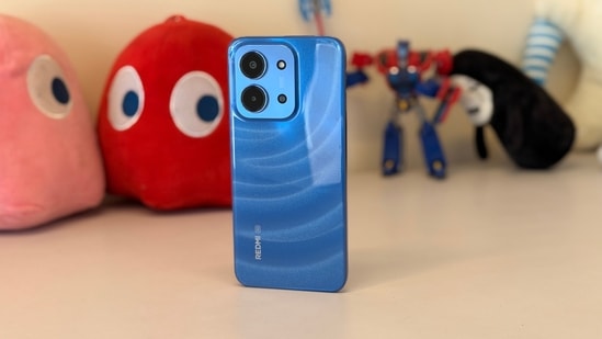 Redmi 15C in the Moonlight Blue colourway. (Shaurya Sharma)