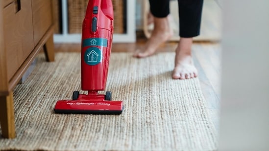 Looking for a vacuum cleaner under ₹10,000? Start with these 10 picks