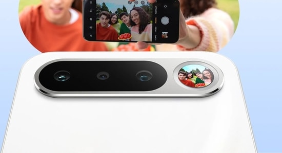 Realme 16 5G brings big battery power and sleek design to the mid-range segment. (Realme)