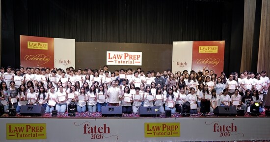 Law Prep Tutorial honoured the CLAT 2026 achievers by awarding 400 students nationwide a total of Rs. 1 crore.