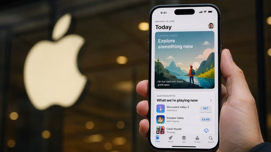 Apple says it cracked down on over ₹21,000 crore worth of App Store fraud last year