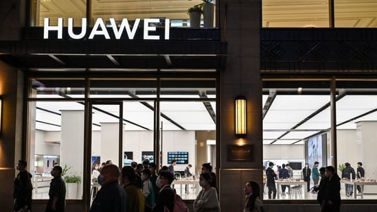 A Huawei store in Shanghai.