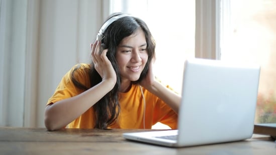 Tired of background noise? Top 7 ANC headphones under  ₹10,000 are worth a try